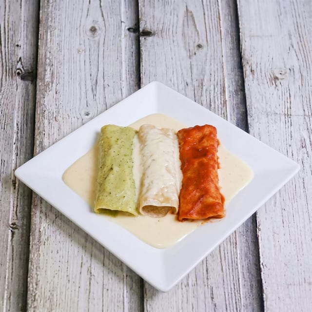 Enchiladas Bandera.